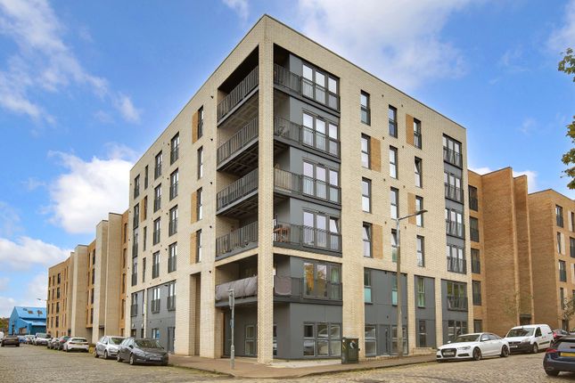 Flat for sale in 42 South Fort Street, Leith