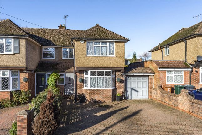 Thumbnail Semi-detached house for sale in Broomfield Rise, Abbots Langley, Hertfordshire