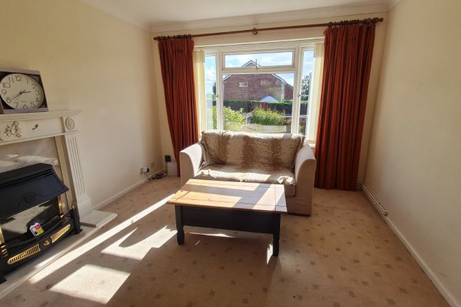 17, Haigh Side Drive, Leeds photo 3