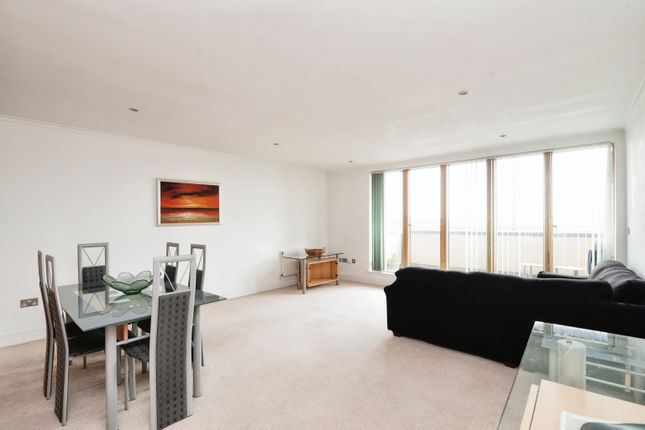 Flat for sale in Windsor Esplanade, Cardiff