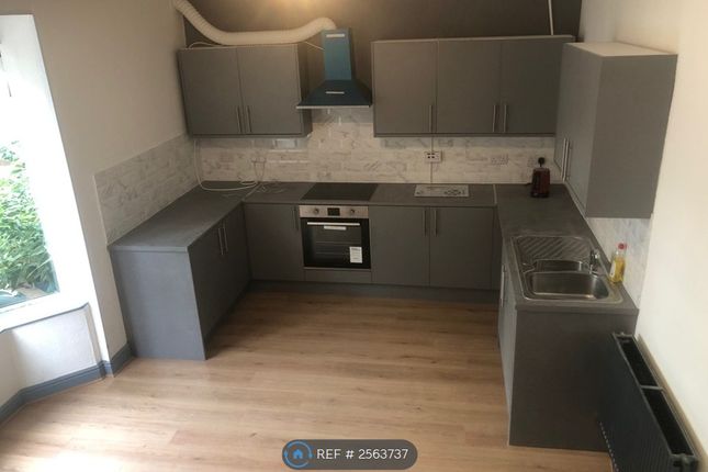 Kitchen &amp; Dining Area