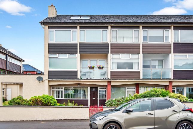 1_6 Broom Court, Largs_01.Jpg