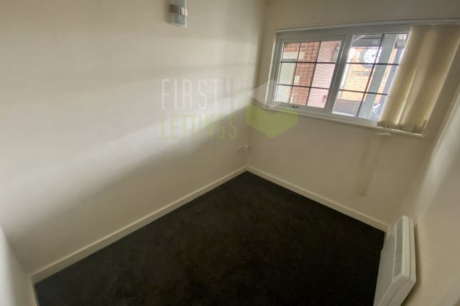 Flat to rent in Rutland Street, Leicester