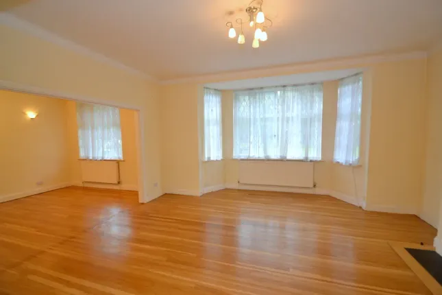 33, Putney Hill, London photo 4