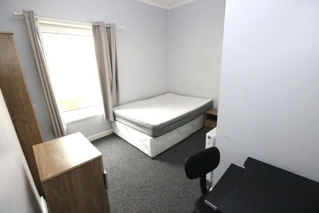 BLAN48-R2, 48 Blandford Road, Salford, M6 6BE, Salford photo 5