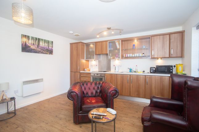 6, Mill Court Drive, Bolton photo 3