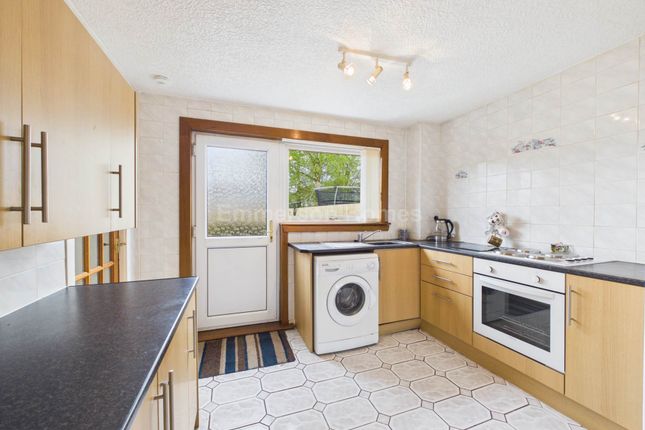 58, Clippens Road, Paisley photo 4