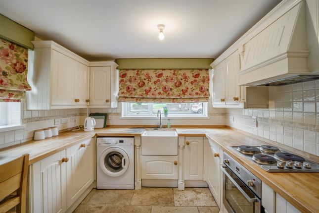 10, The Croft, Llangybi, Usk photo 2