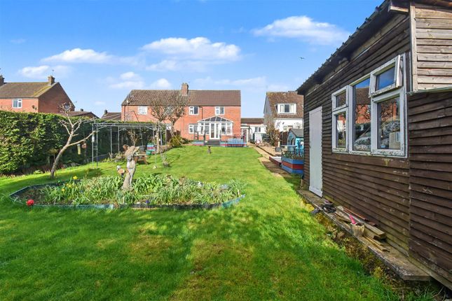 34, Lyveden Road, Kettering photo 2