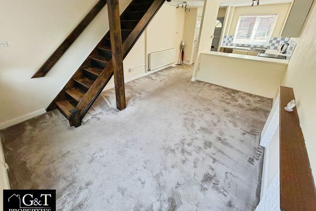 19 Old Hall Close, Stourbridge photo 3