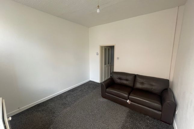 Rodney Street, Ashton-under-Lyne, Tameside photo 2
