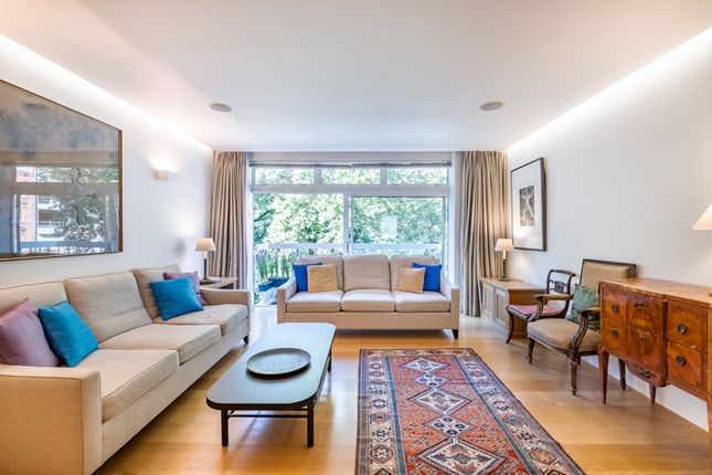 Flat 7, Clunie House, Hans Place, London photo 2