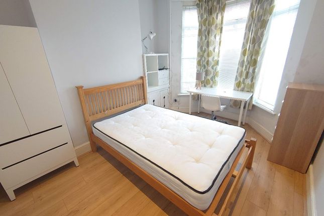 2 Wrenbury Street, Liverpool photo 4