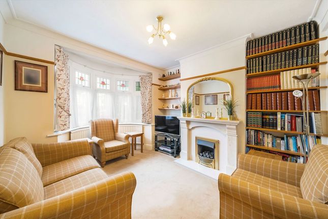 56, Norton Avenue, Surbiton photo 2