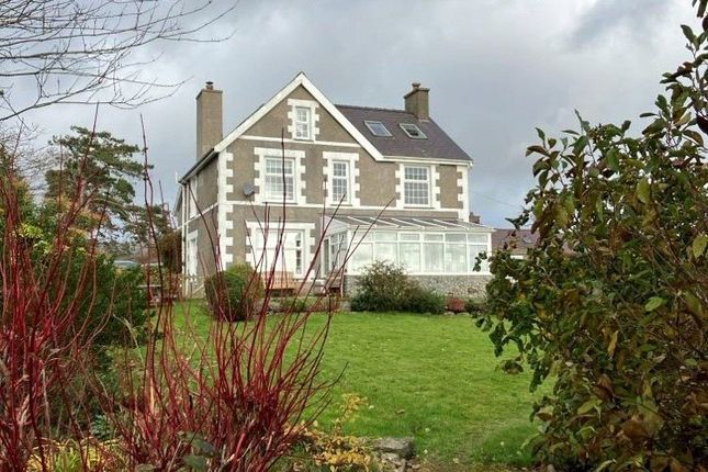 Thumbnail Detached house for sale in Pencaenewydd, Pwllheli, Gwynedd