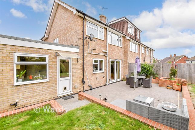 43, Larch Crescent, Tonbridge photo 2