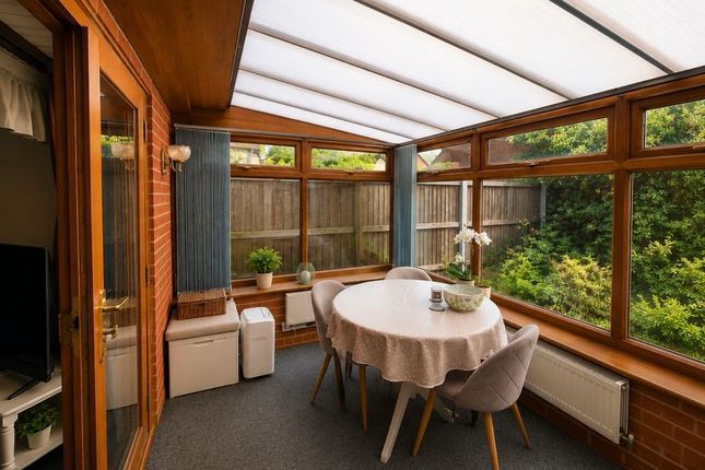 11, Highfield Close, Dereham photo 3