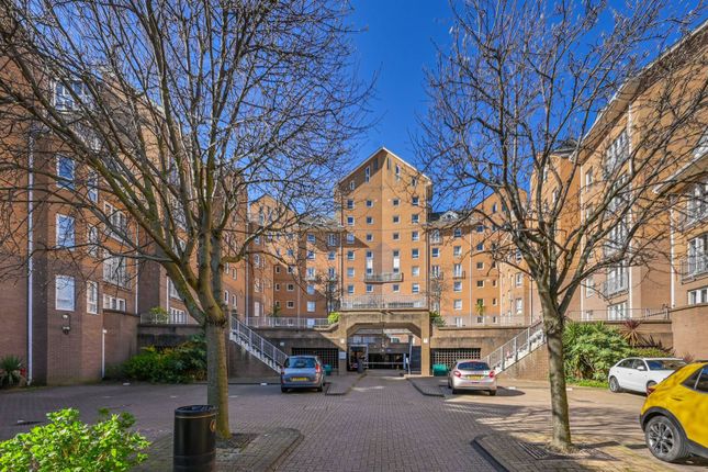 Flat for sale in Ares Court, Homer Drive, Canary Wharf, London