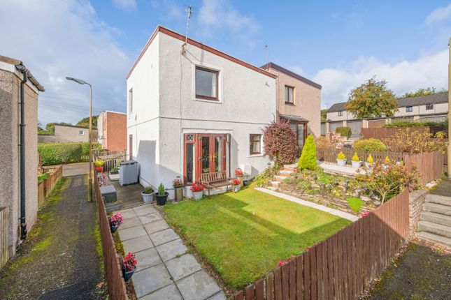 10, Limefield Crescent, Bathgate photo 3