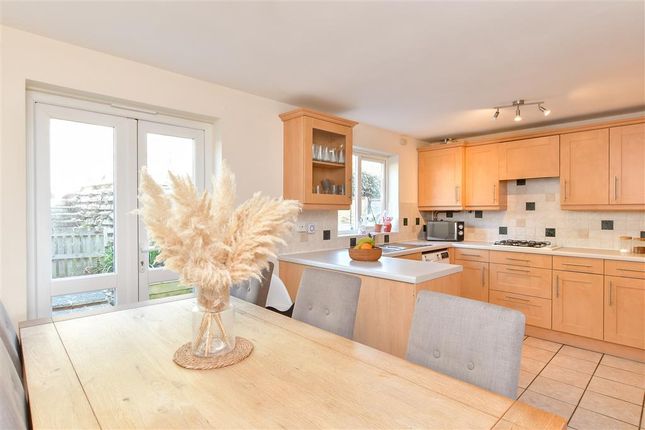 Kitchen /Dining Room