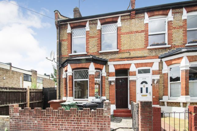 Terraced house to rent in Murchison Road, Leyton, London
