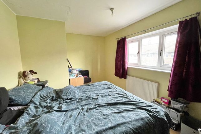 12, Rise Walk, Hull photo 4