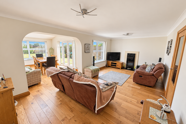11, Bridge Rise, Martock photo 2