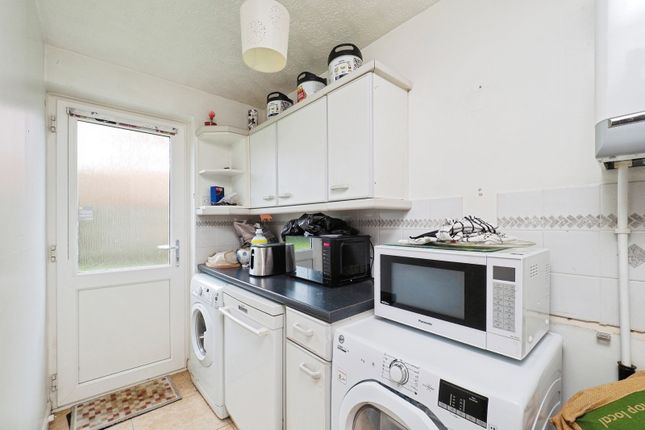 33, Blenheim Avenue, Nottingham photo 4