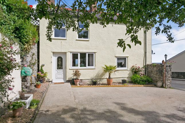 Thumbnail Detached house for sale in Brynford Road, Holywell