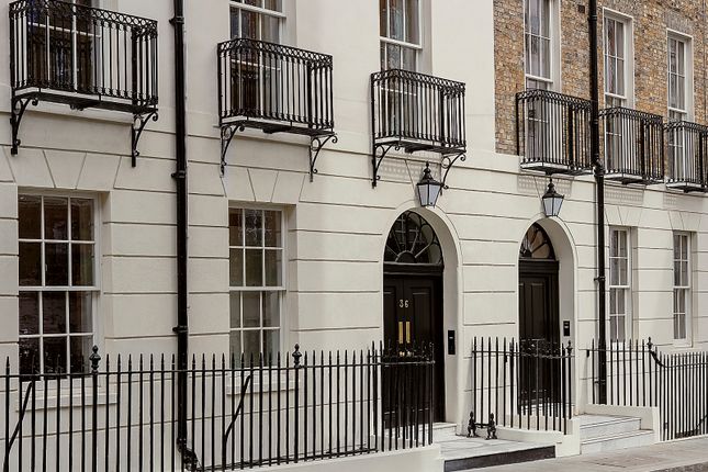 Apt 7, Hertford Street,, 36 & 37 Hertford Street Residences, London photo 2