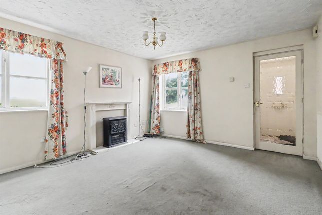 10, Heritage Way, Rochford photo 3