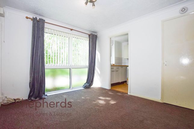 Flat 8, Pegasus House, Crossbrook Street, Cheshunt photo 4