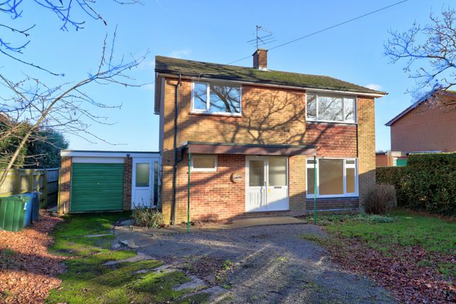 Thumbnail Detached house to rent in Green Lane, Prestwood, Great Missenden