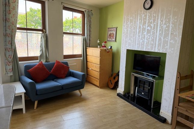 198 Abbey Road, Barrow-In-Furness photo 2