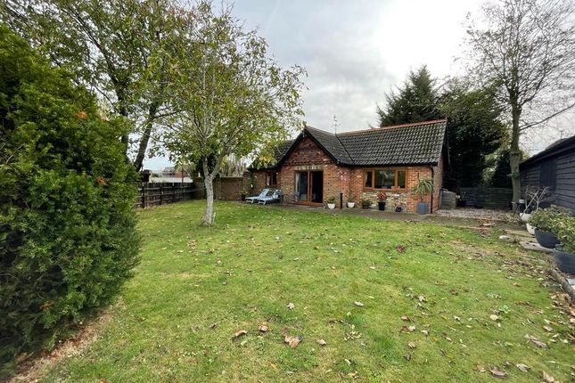 Thumbnail Detached bungalow to rent in Ratcliffe Highway, St. Mary Hoo, Rochester
