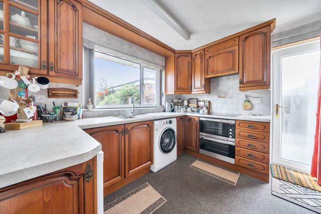 22 Longden Close, Bedford photo 4