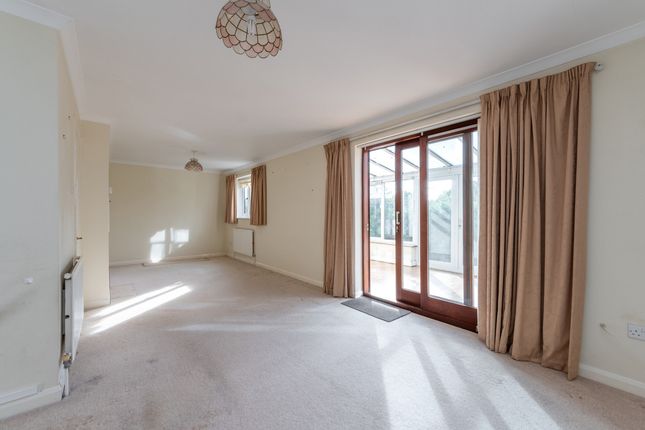 4, Cann Lodge Gardens, Shaftesbury photo 4