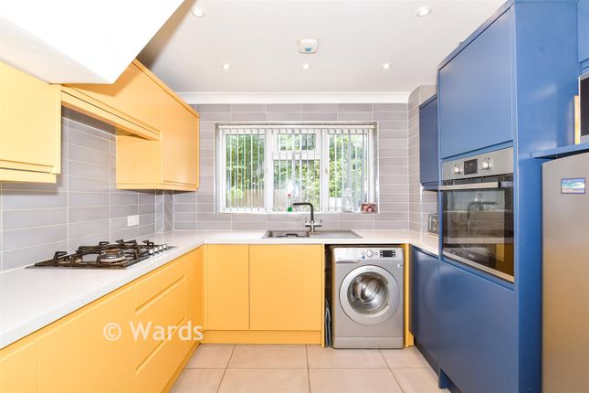 38, Cobdown Close, Aylesford photo 4