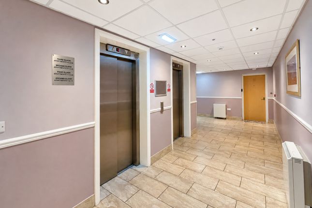 Apartment 48, Regency Court, Southport photo 3