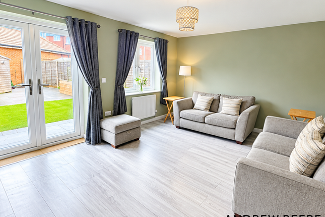 Brambling Avenue, Ashford photo 2