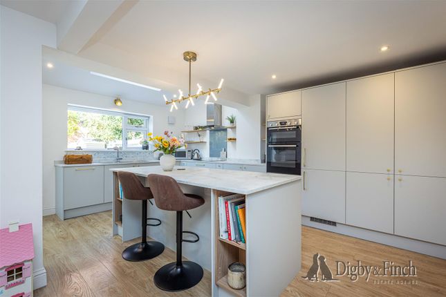 3, Dowson Close, Nottingham photo 2