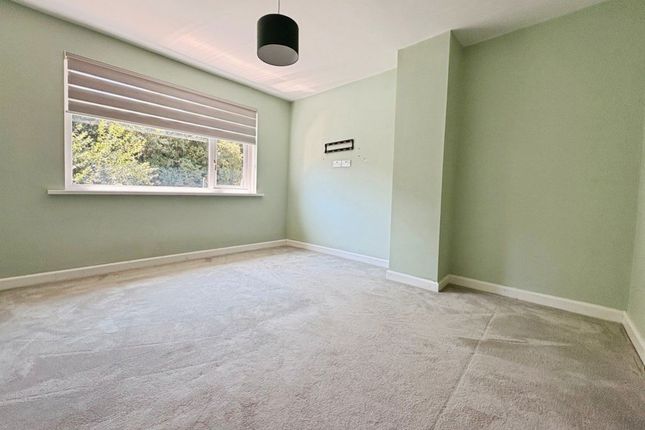 13, Heol Cwmmawr, Port Talbot photo 5