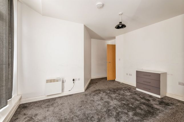Apartment 3, 4, James Street, Bradford photo 2
