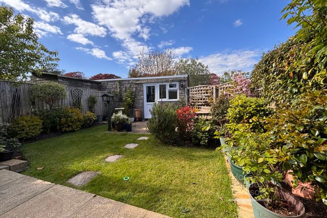 10, Sydney Close, Isle of Wight photo 4