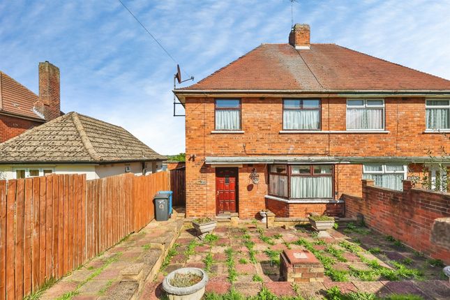 3-bed semi-detached on 9, Edale Square, Ilkeston, £115,000