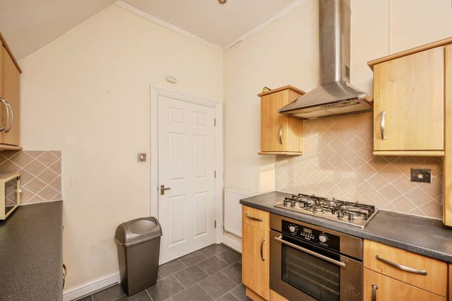 Flat 3, Hedley House, High Street, Uttoxeter photo 3