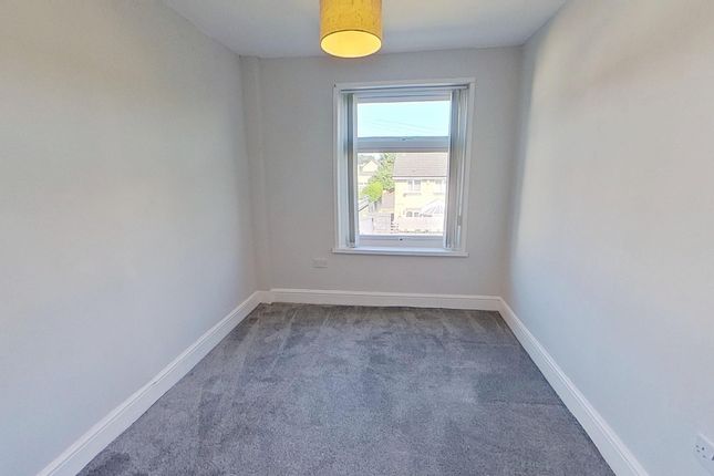 94, Bartle Lane, Bradford photo 5