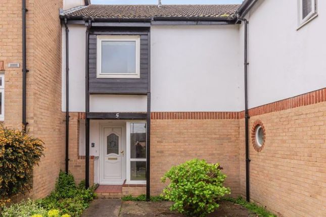 Terraced house for sale in Whitmead Close, South Croydon