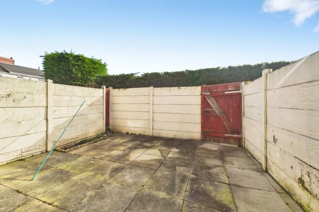 28, Blackbrook Road, St Helens photo 2