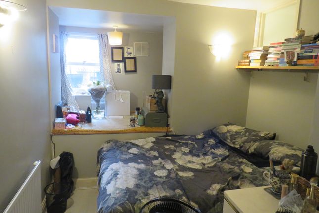26, Shepherds Hill, London photo 2